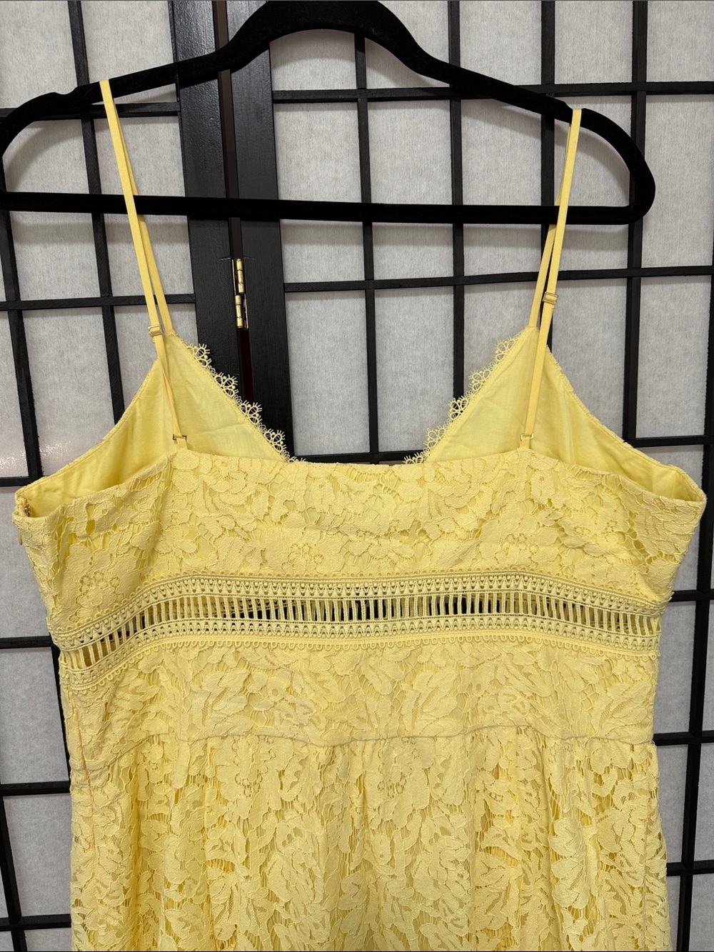 NEW GENERATION LOVE emma lace maxi dress in yellow - Picture 12 of 14